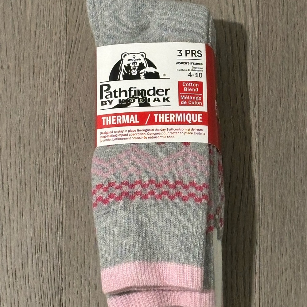 NWT Pathfinder Thermal Socks